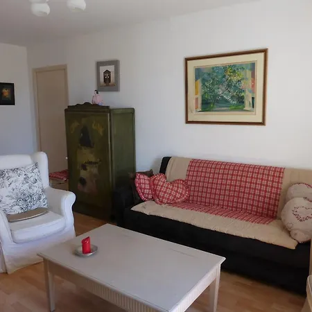Apartment Rue Du Canal